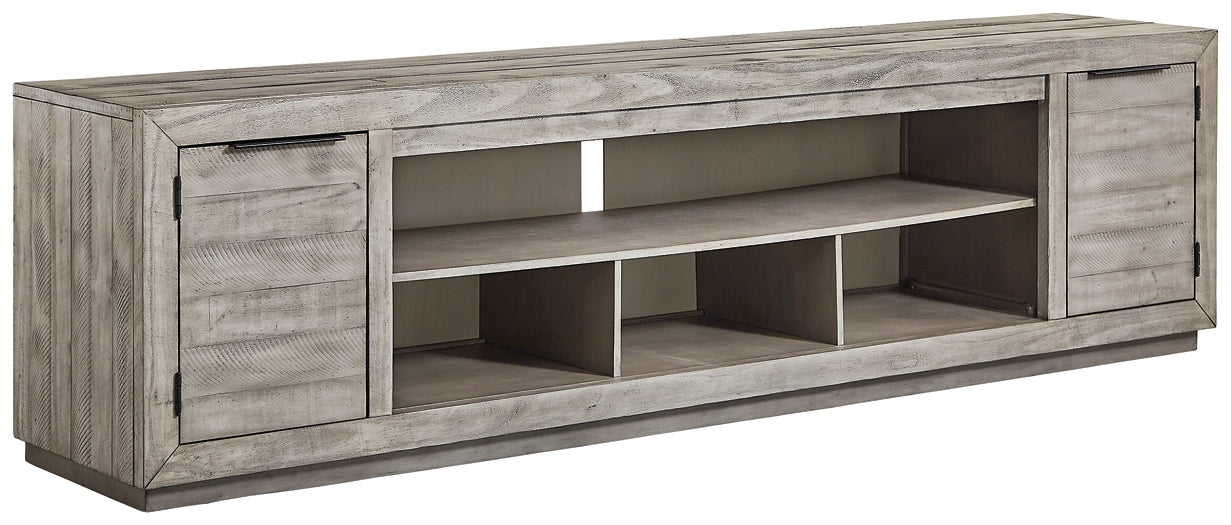 Naydell XL TV Stand w/Fireplace Option Signature Design by Ashley®