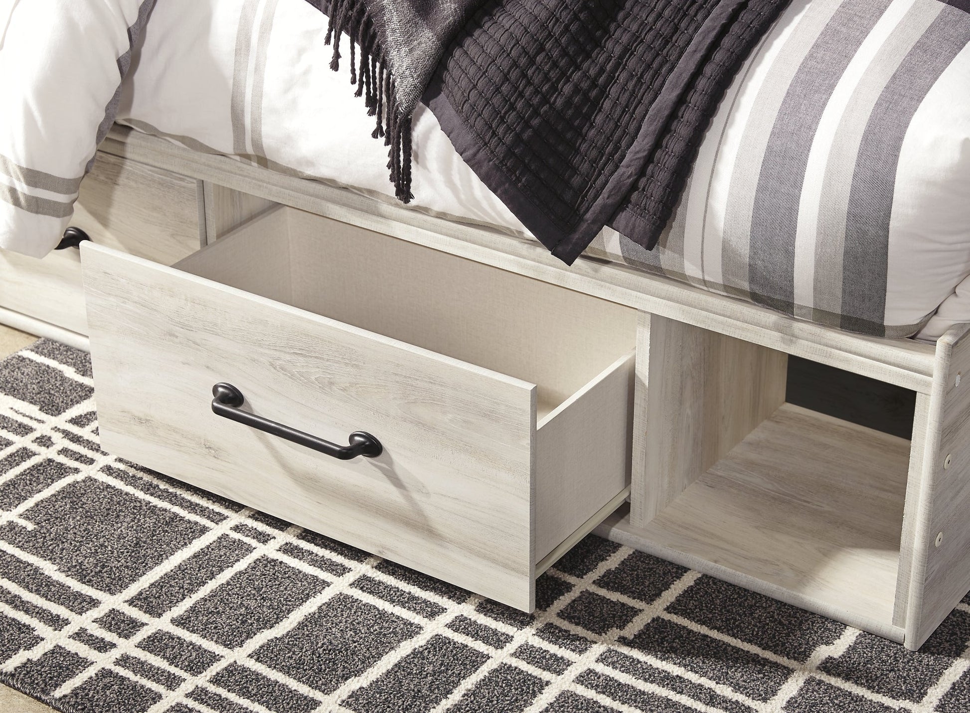 Cambeck King Panel Bed with 2 Storage Drawers with Mirrored Dresser, Chest and Nightstand Signature Design by Ashley®