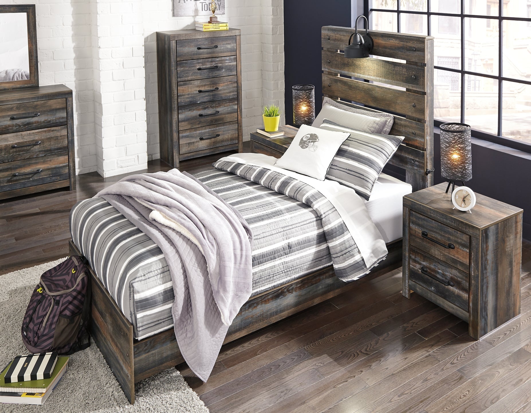 Drystan Twin Panel Bed with Mirrored Dresser, Chest and Nightstand Signature Design by Ashley®