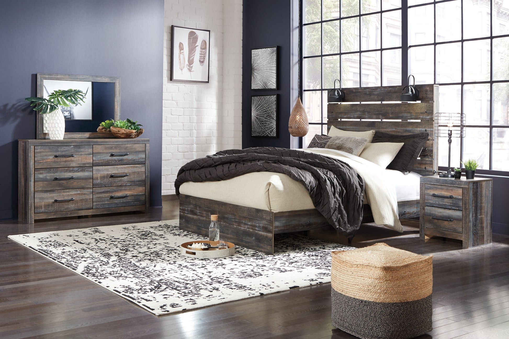 Drystan  Panel Bed With Mirrored Dresser And 2 Nightstands Signature Design by Ashley®