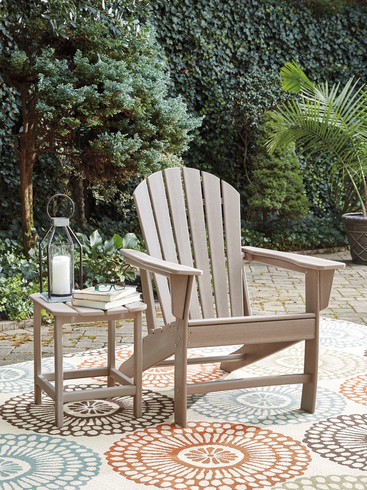 Sundown Treasure Outdoor Chair with End Table Signature Design by Ashley®
