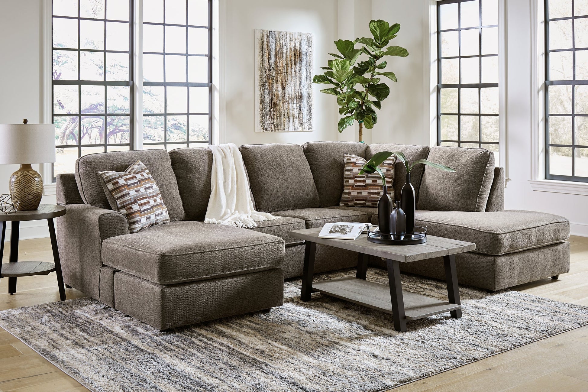 O'Phannon 2-Piece Sectional with Chaise Signature Design by Ashley®
