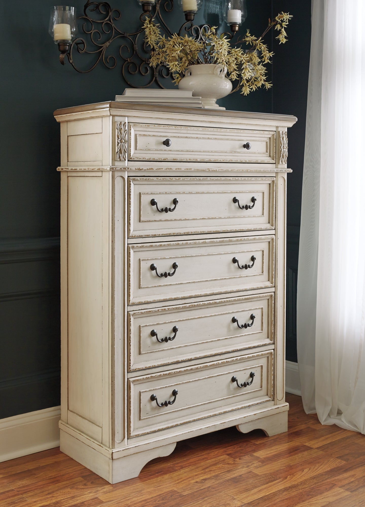 Realyn  Upholstered Panel Bed With Mirrored Dresser And Chest Signature Design by Ashley®