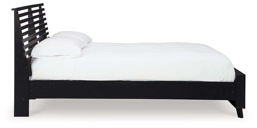 Danziar  Slat Panel Bed Signature Design by Ashley®
