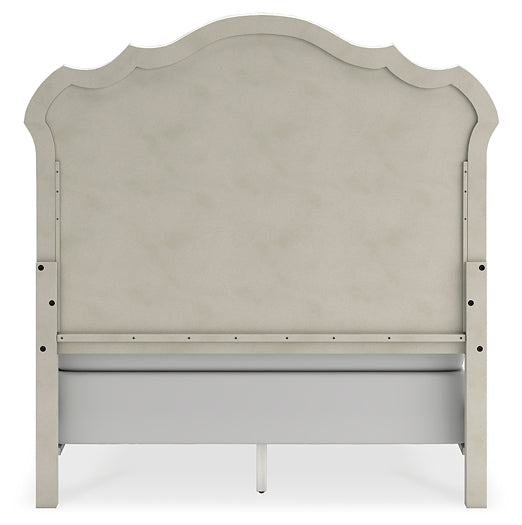 Arlendyne  Upholstered Bed Signature Design by Ashley®