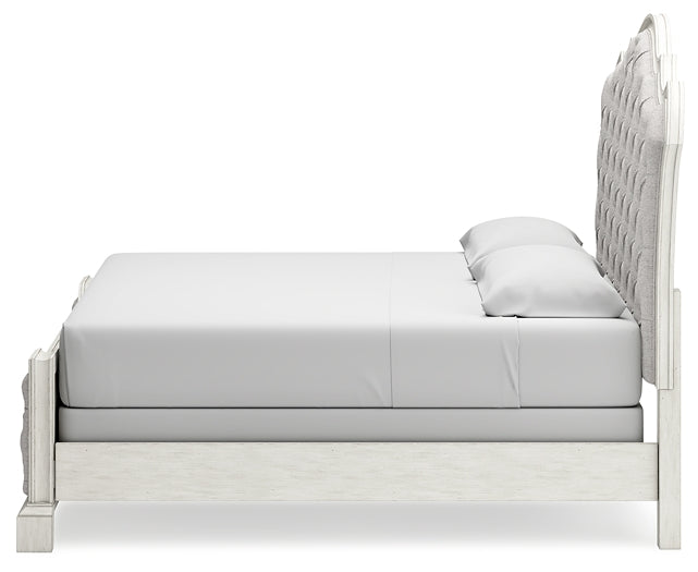 Arlendyne  Upholstered Bed Signature Design by Ashley®