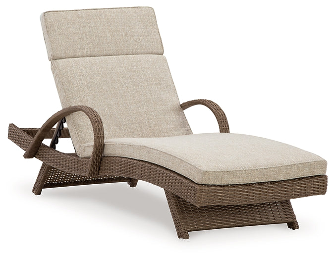 Beachcroft Chaise Lounge with Cushion Signature Design by Ashley®