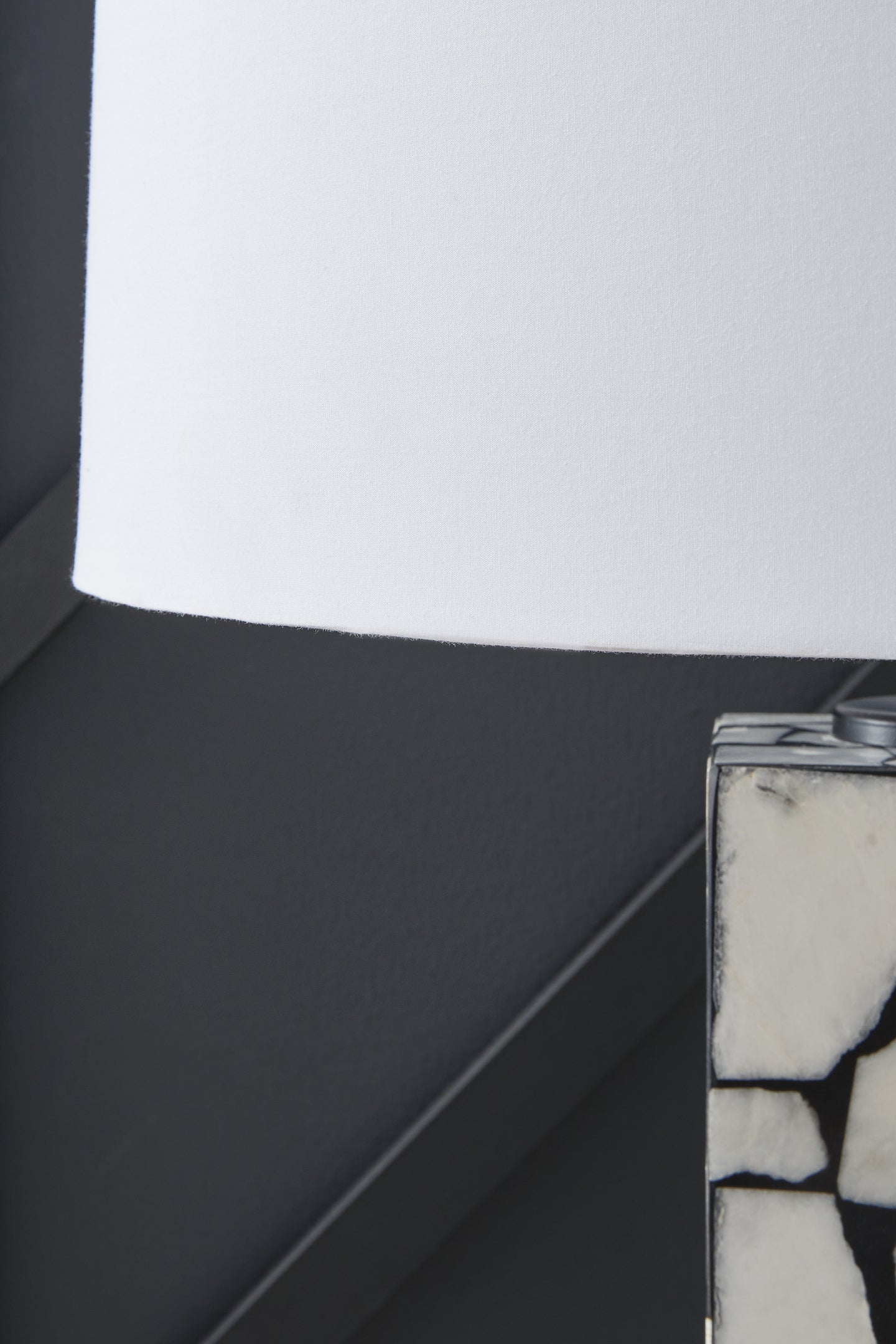 Macaria Marble Table Lamp (1/CN) Signature Design by Ashley®