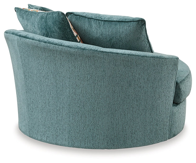 Laylabrook Oversized Swivel Accent Chair Ashley®