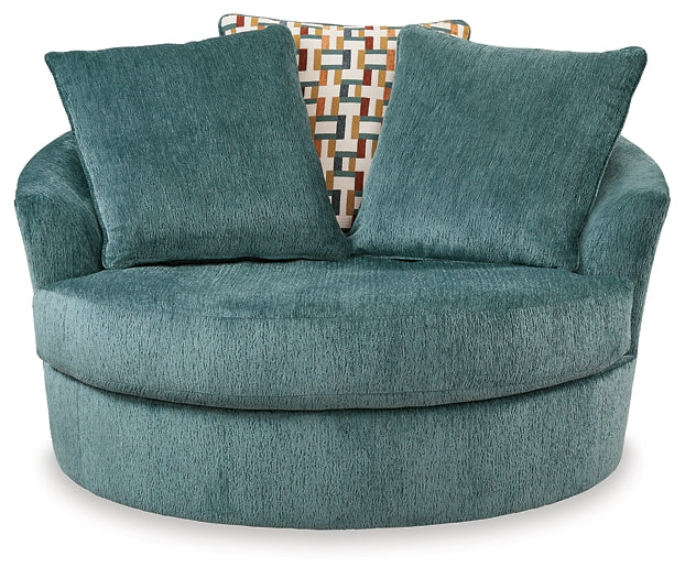 Laylabrook Oversized Swivel Accent Chair Ashley®