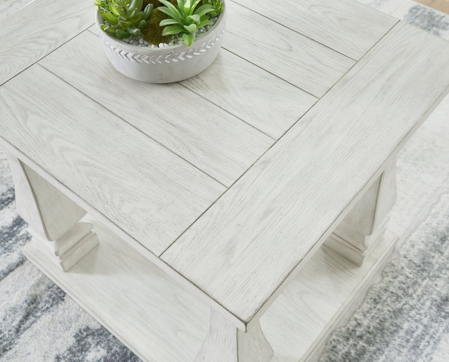 Arlendyne Coffee Table with 2 End Tables Signature Design by Ashley®