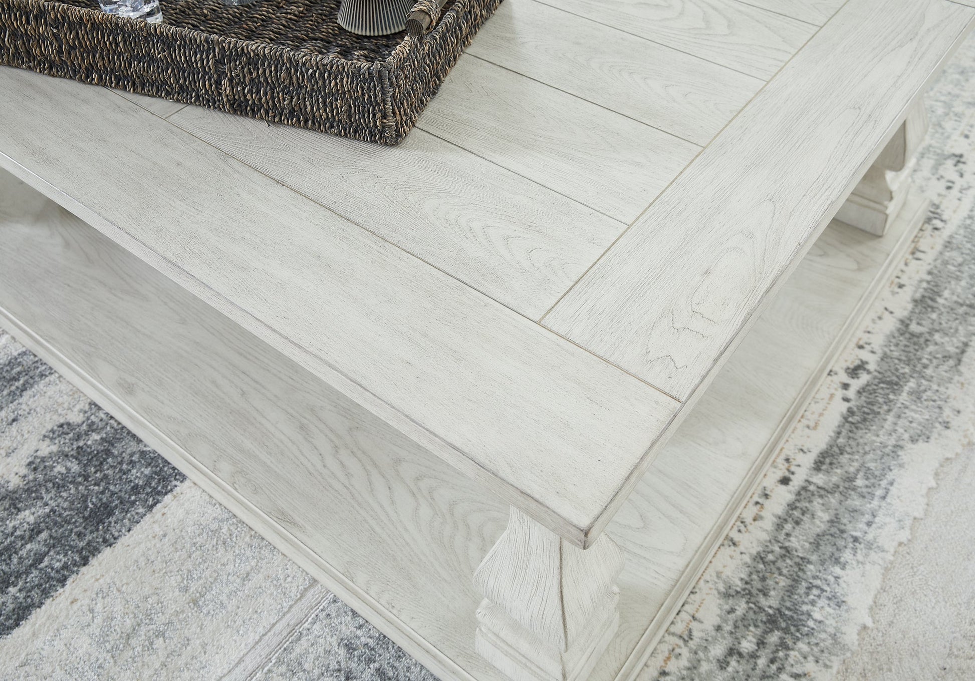 Arlendyne Coffee Table with 2 End Tables Signature Design by Ashley®