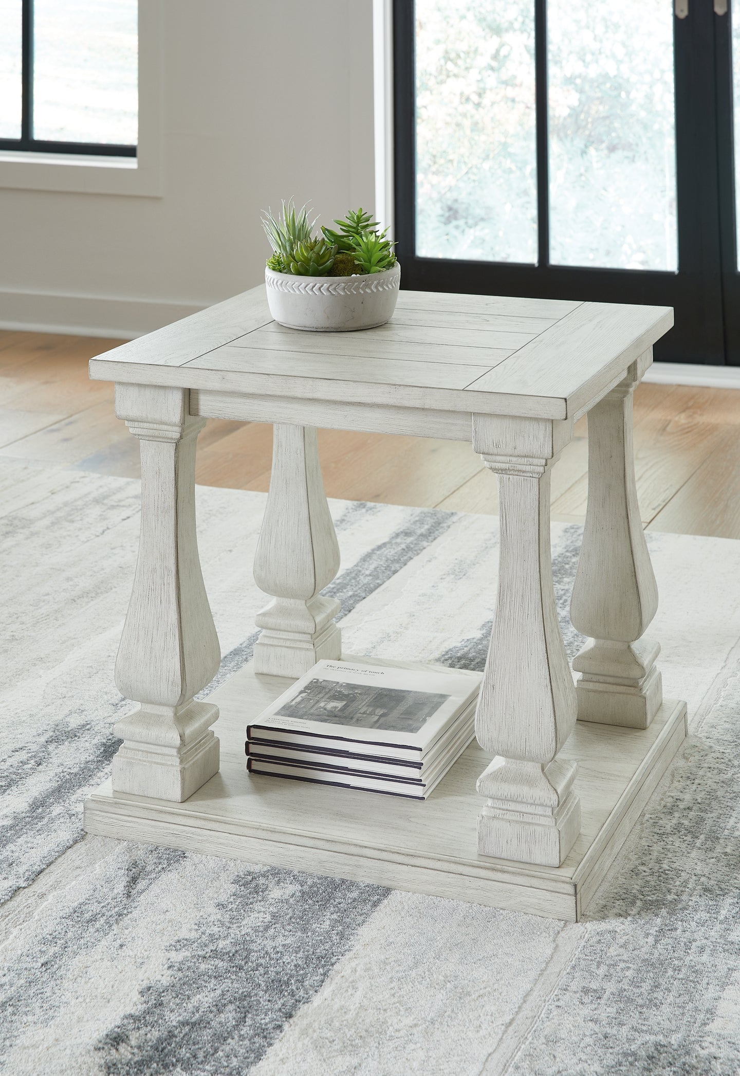 Arlendyne Coffee Table with 2 End Tables Signature Design by Ashley®