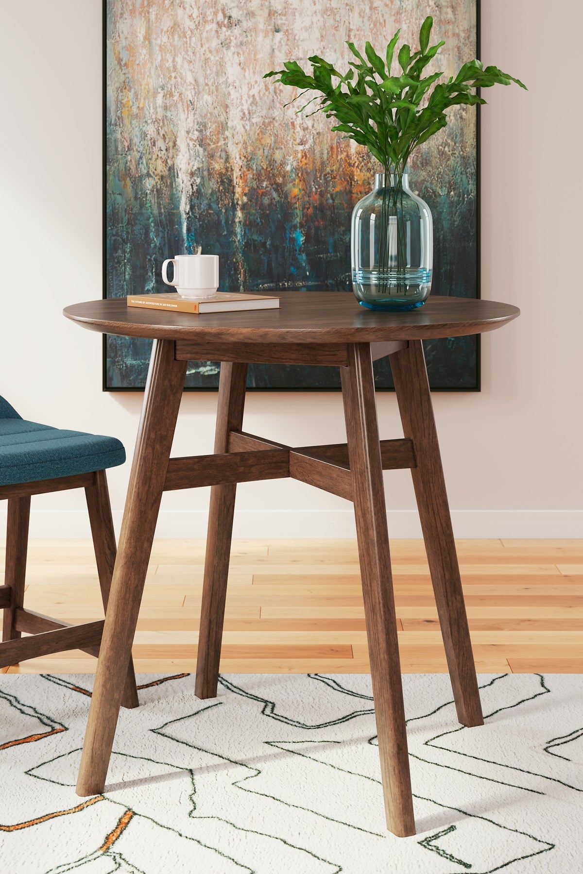 Lyncott Counter Height Dining Table and 4 Barstools Signature Design by Ashley®