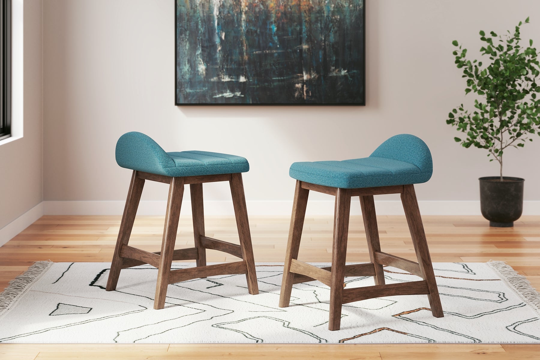 Lyncott Counter Height Dining Table and 4 Barstools Signature Design by Ashley®