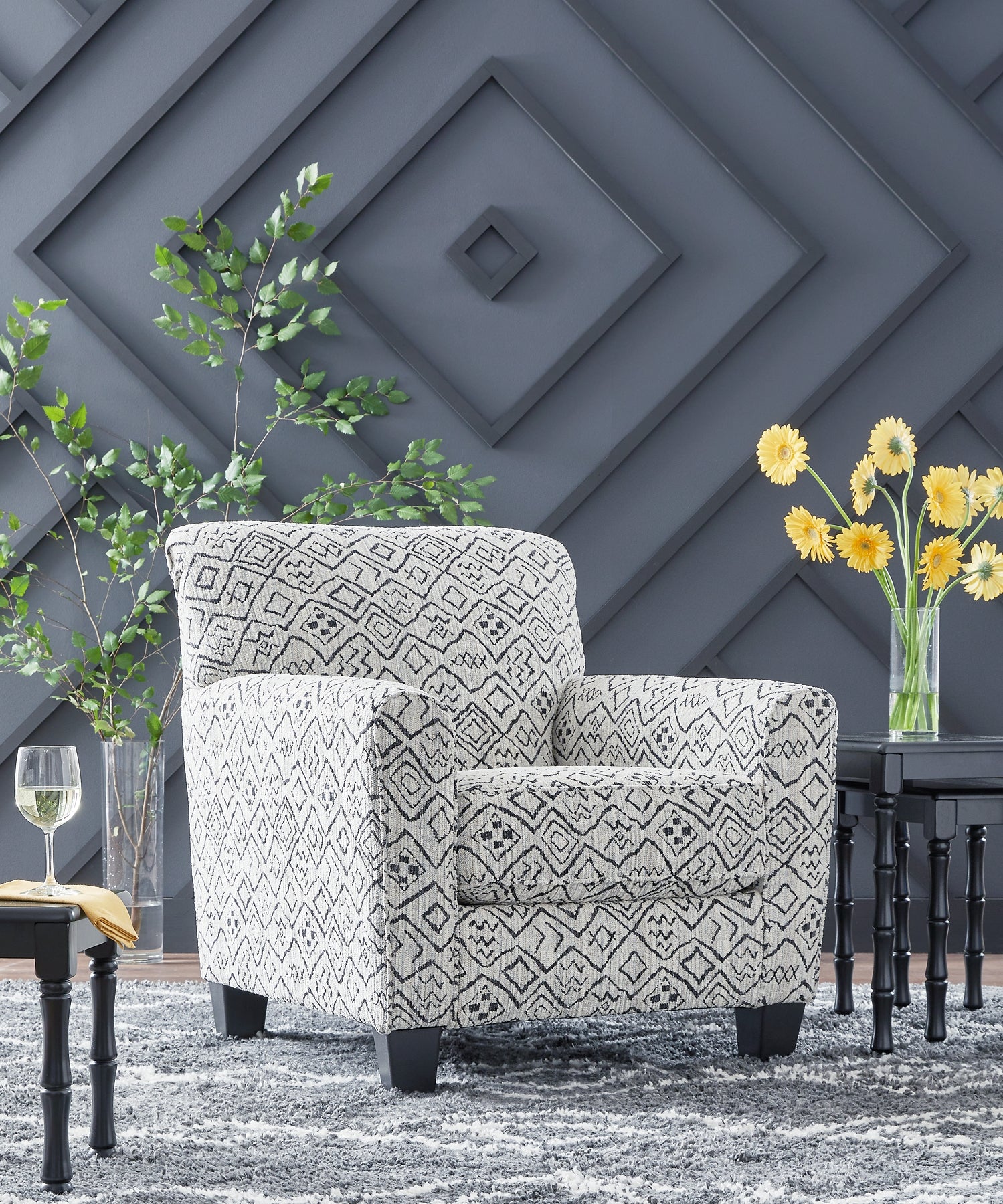 Hayesdale Accent Chair Signature Design by Ashley®