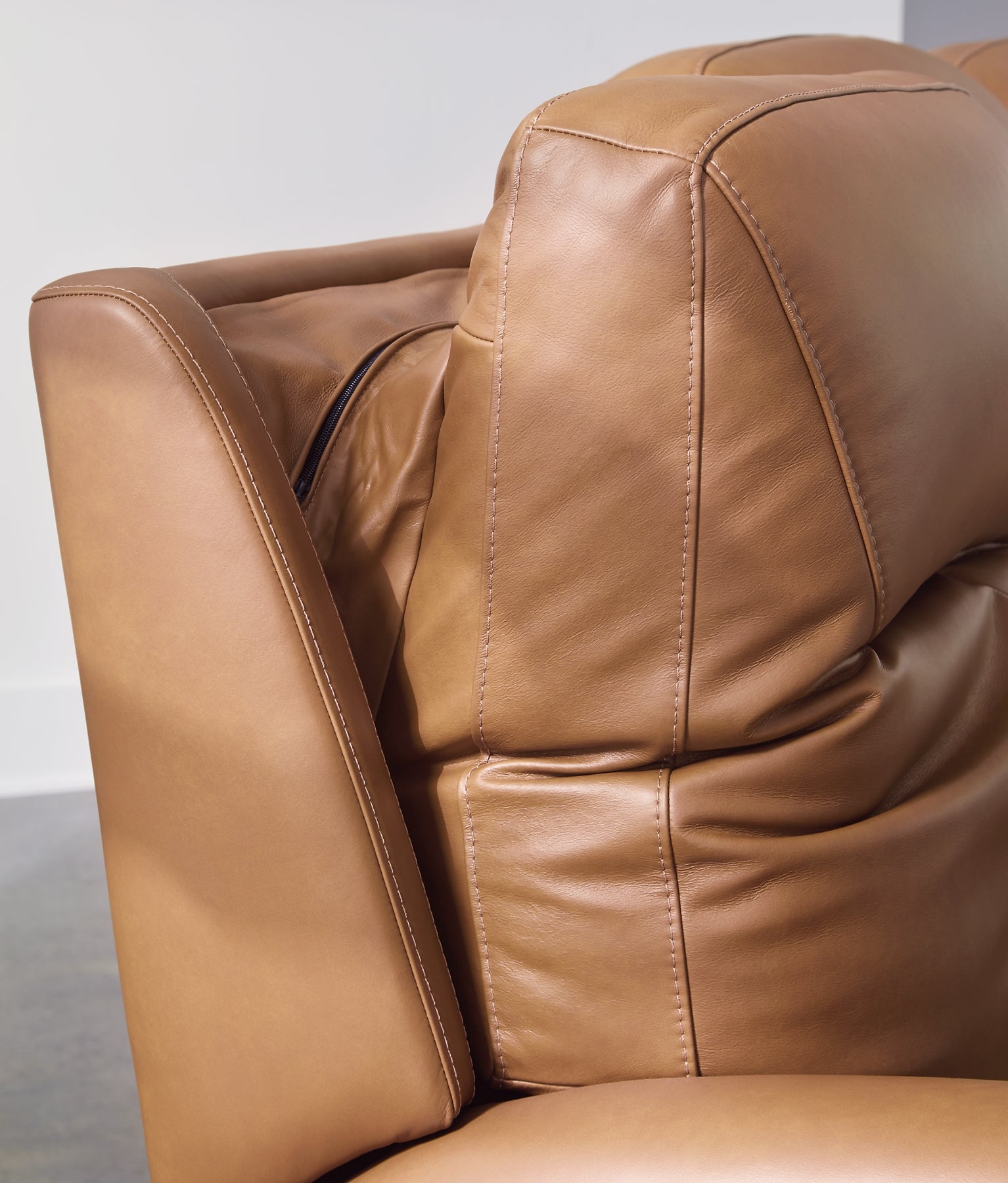 Tryanny PWR REC Loveseat/ADJ Headrest Signature Design by Ashley®