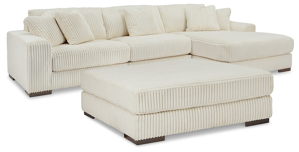 Lindyn 3-Piece Sectional with Ottoman Signature Design by Ashley®