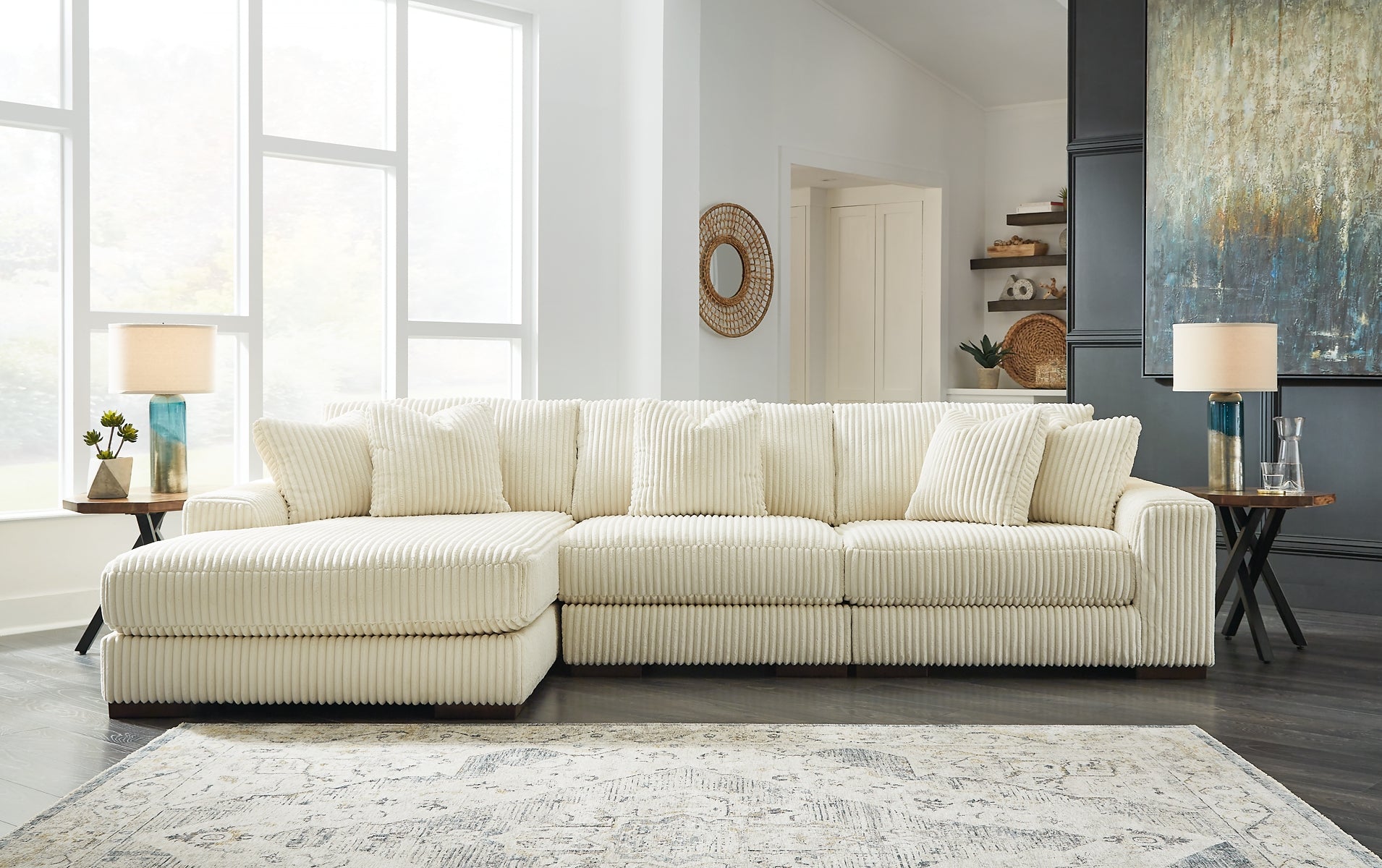 Lindyn 3-Piece Sectional with Ottoman Signature Design by Ashley®