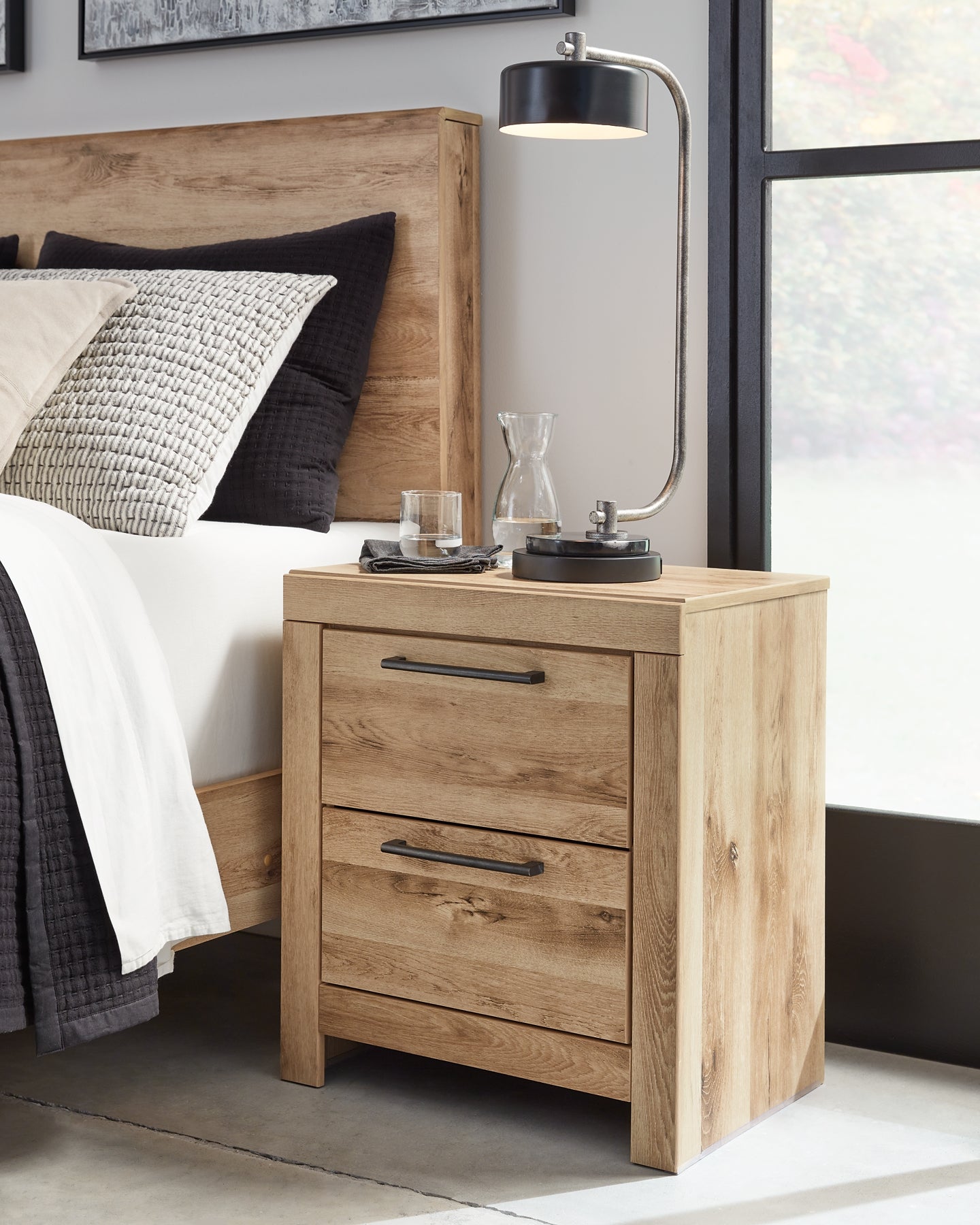 Hyanna Full Panel Headboard with Mirrored Dresser and Nightstand Signature Design by Ashley®