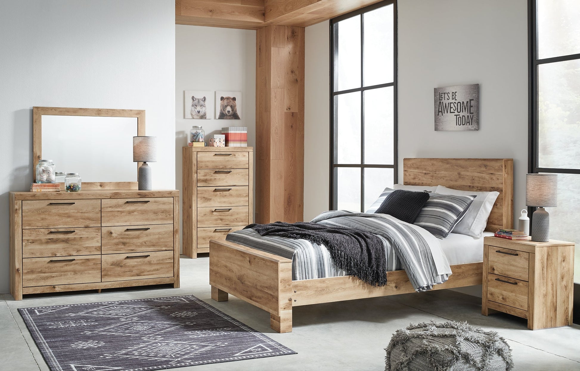 Hyanna Full Panel Bed with Mirrored Dresser, Chest and 2 Nightstands Signature Design by Ashley®