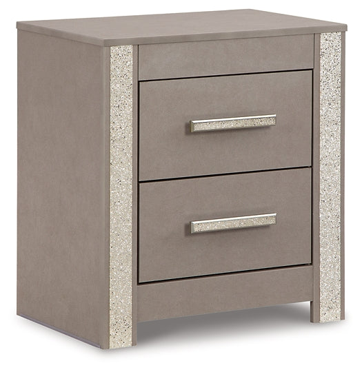 Surancha Full Panel Bed with Mirrored Dresser and 2 Nightstands Signature Design by Ashley®