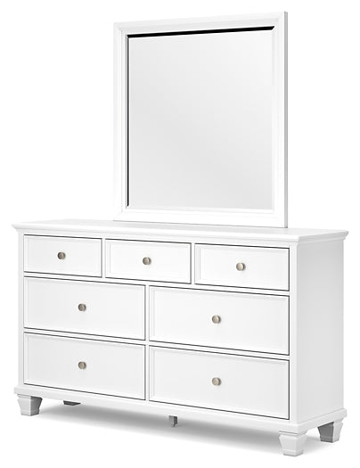 Fortman King Panel Bed with Mirrored Dresser and 2 Nightstands Signature Design by Ashley®