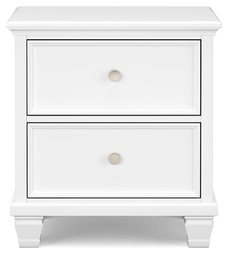 Fortman King Panel Bed with Mirrored Dresser and 2 Nightstands Signature Design by Ashley®