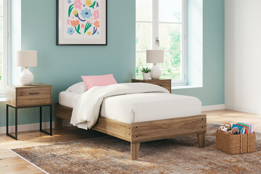 Deanlow  Platform Bed Signature Design by Ashley®