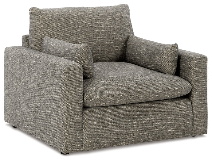 Dramatic Sofa, Loveseat, Chair and Ottoman Benchcraft®