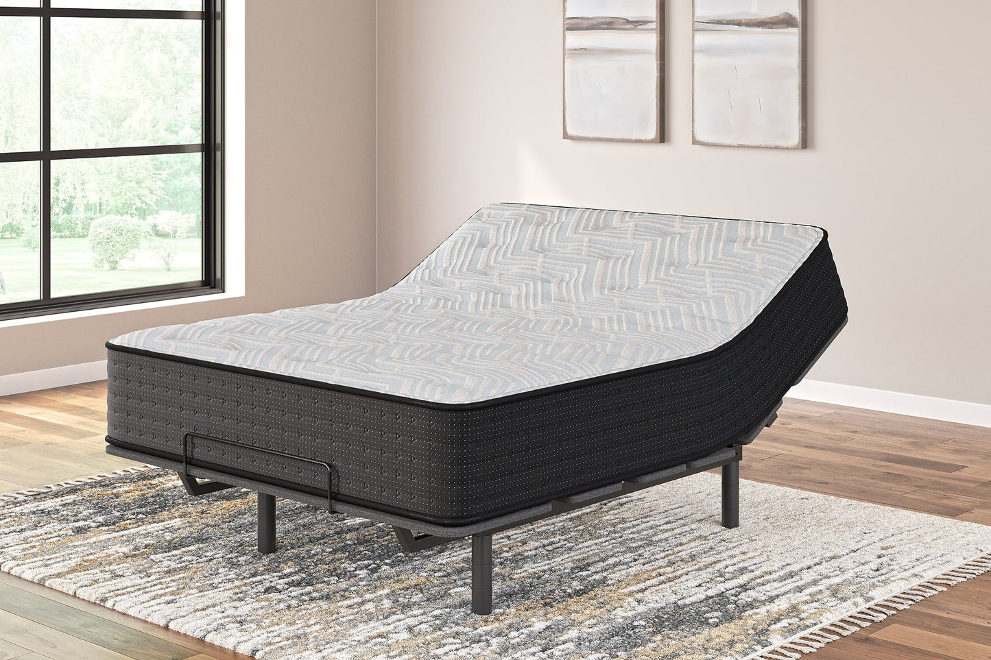 Palisades Plush  Mattress Sierra Sleep® by Ashley
