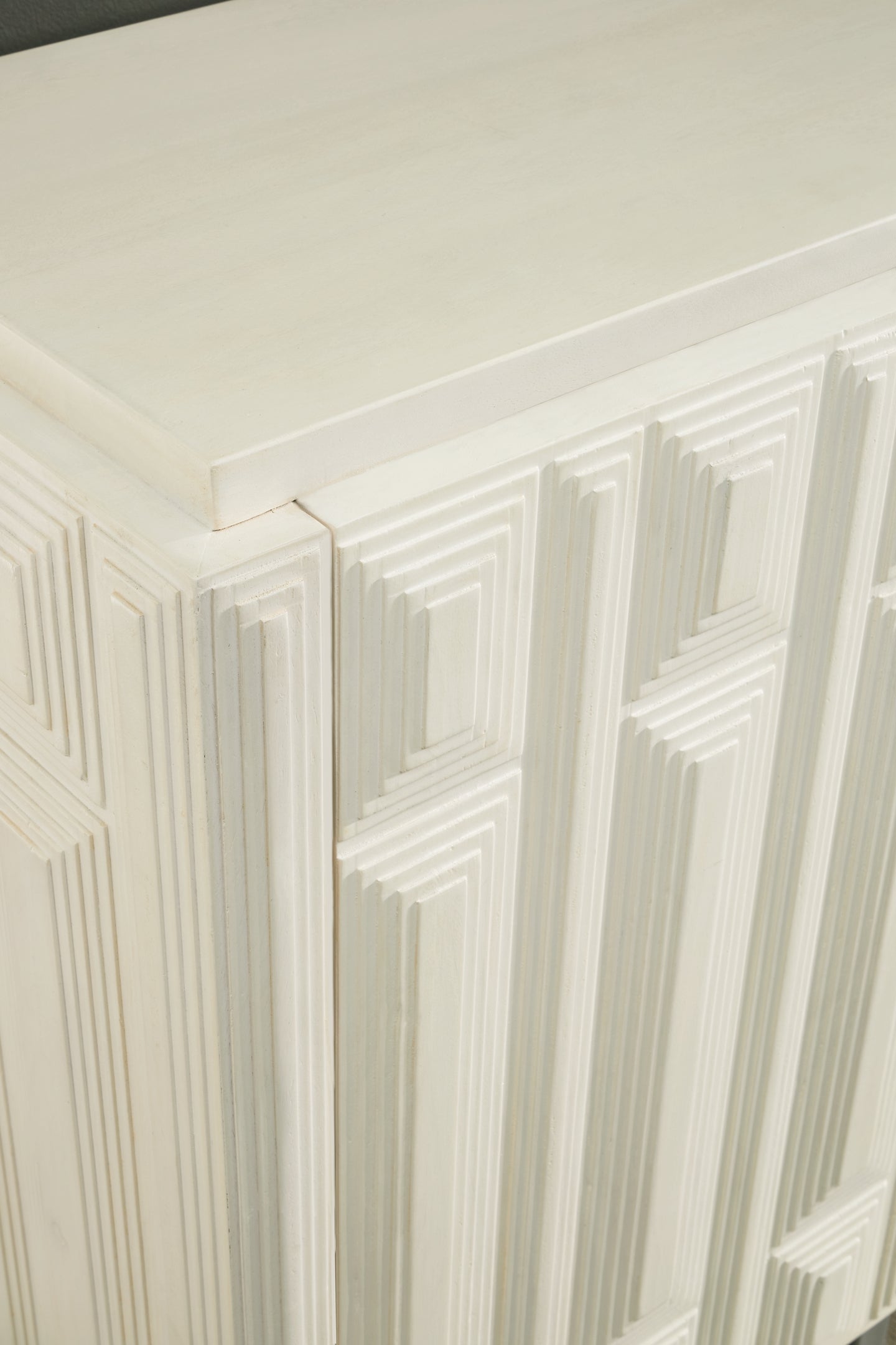 Ornawel Accent Cabinet Signature Design by Ashley®