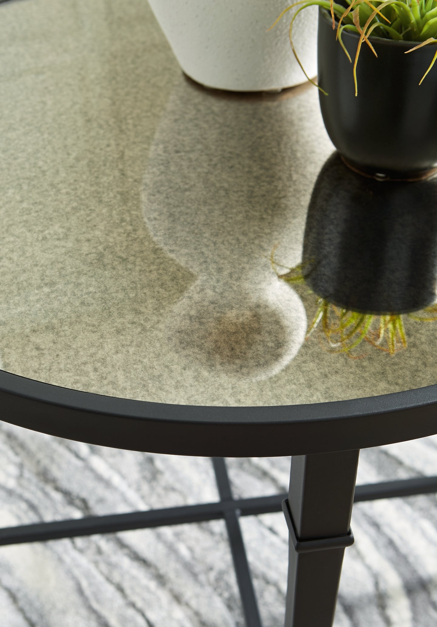Cadeburg Accent Table Signature Design by Ashley®