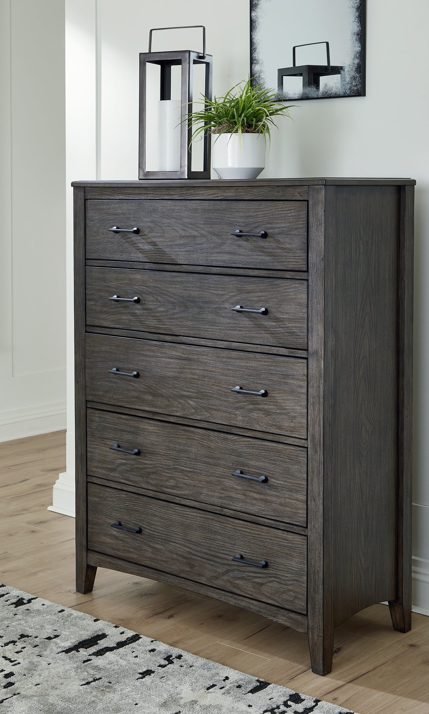 Montillan Queen Panel Bed with Mirrored Dresser, Chest and Nightstand Signature Design by Ashley®