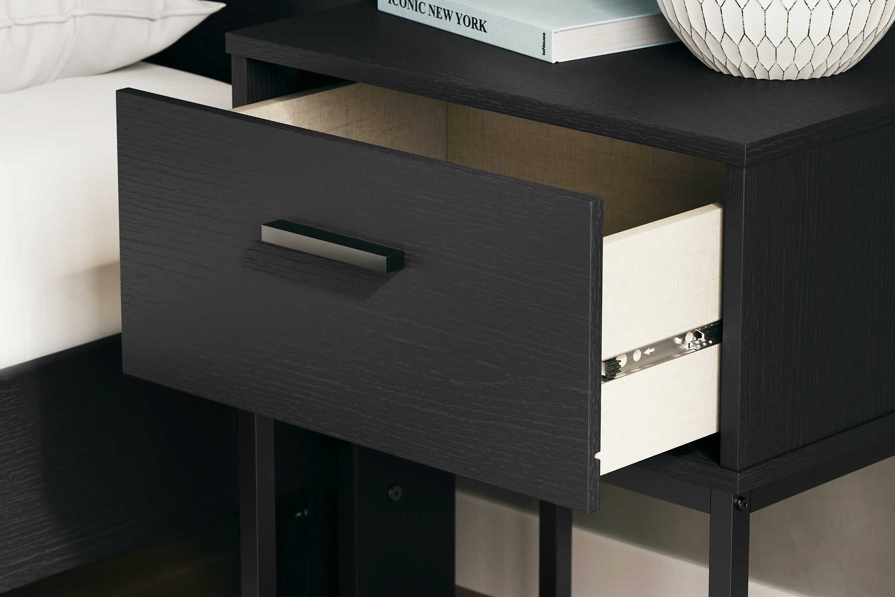 Socalle One Drawer Night Stand Signature Design by Ashley®