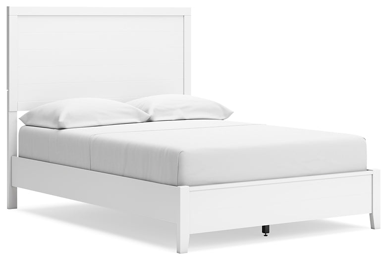 Binterglen Full Panel Bed with Dresser Signature Design by Ashley®