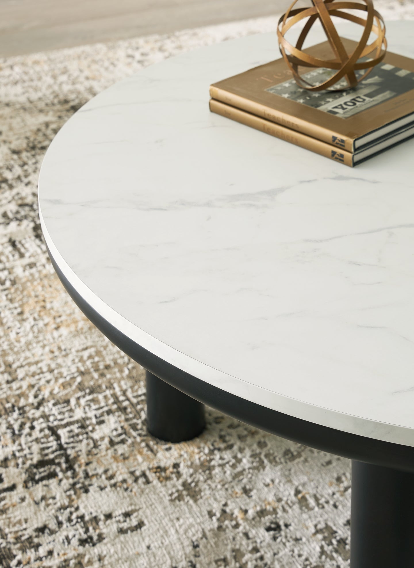 Xandrum Occasional Table Set (3/CN) Signature Design by Ashley®