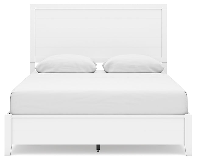 Binterglen Queen Panel Bed with Mirrored Dresser Signature Design by Ashley®