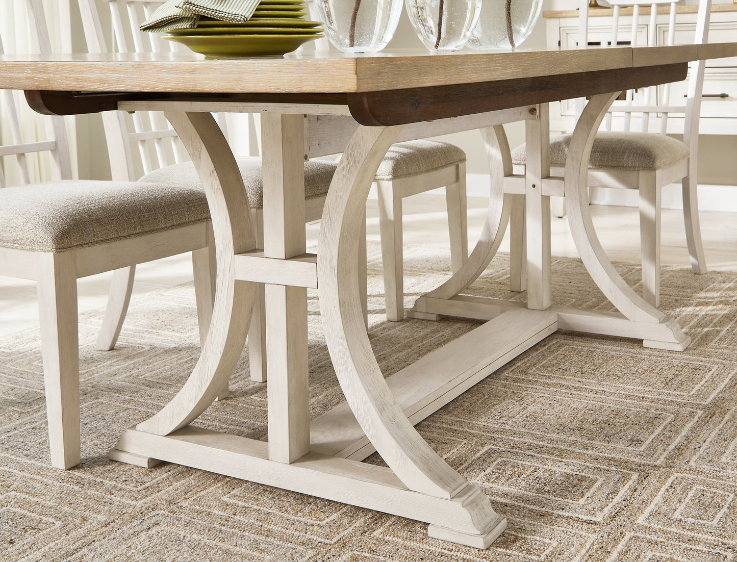 Shaybrock Dining Table and 8 Chairs Benchcraft®