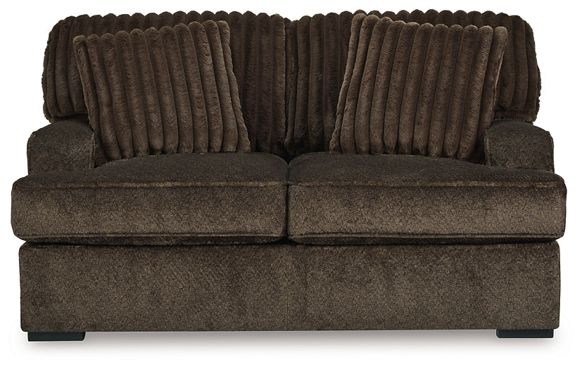 Aylesworth Sofa, Loveseat, Chair and Ottoman Benchcraft®