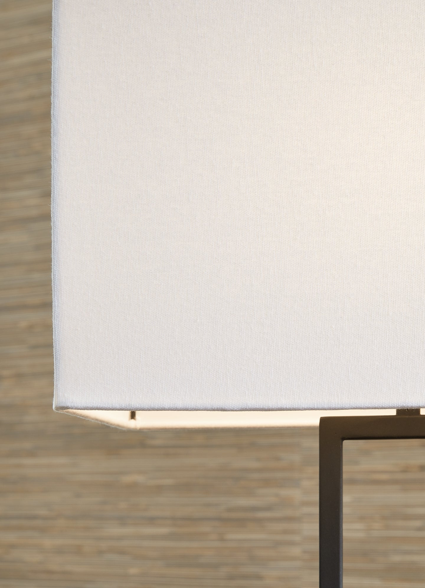 Voslen Metal Table Lamp (2/CN) Signature Design by Ashley®