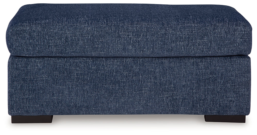 Evansley Ottoman Benchcraft®