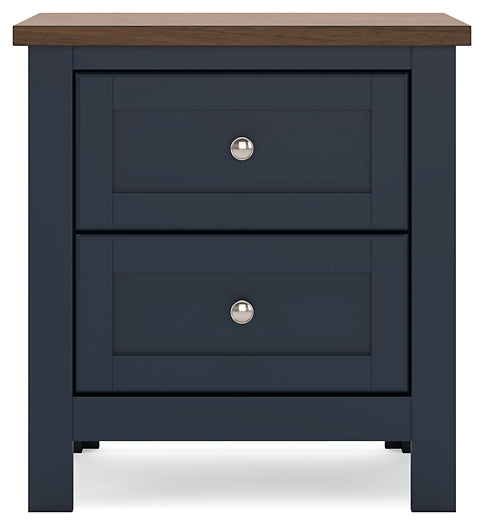 Landocken Full Panel Bed with Mirrored Dresser and Nightstand Signature Design by Ashley®