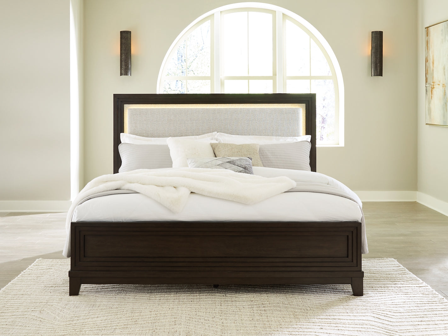 Neymorton California King Upholstered Panel Bed with Mirrored Dresser, Chest and Nightstand Signature Design by Ashley®