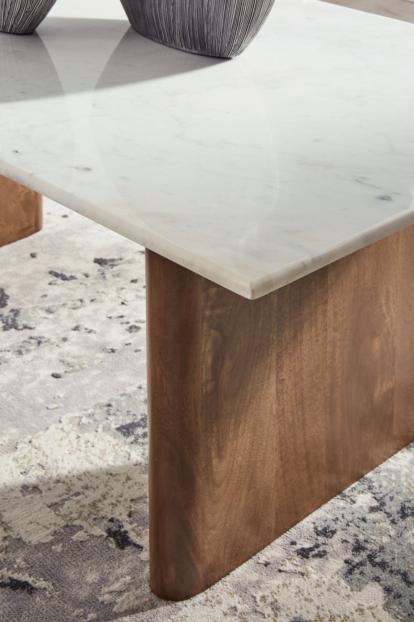 Isanti Coffee Table with 2 End Tables Signature Design by Ashley®