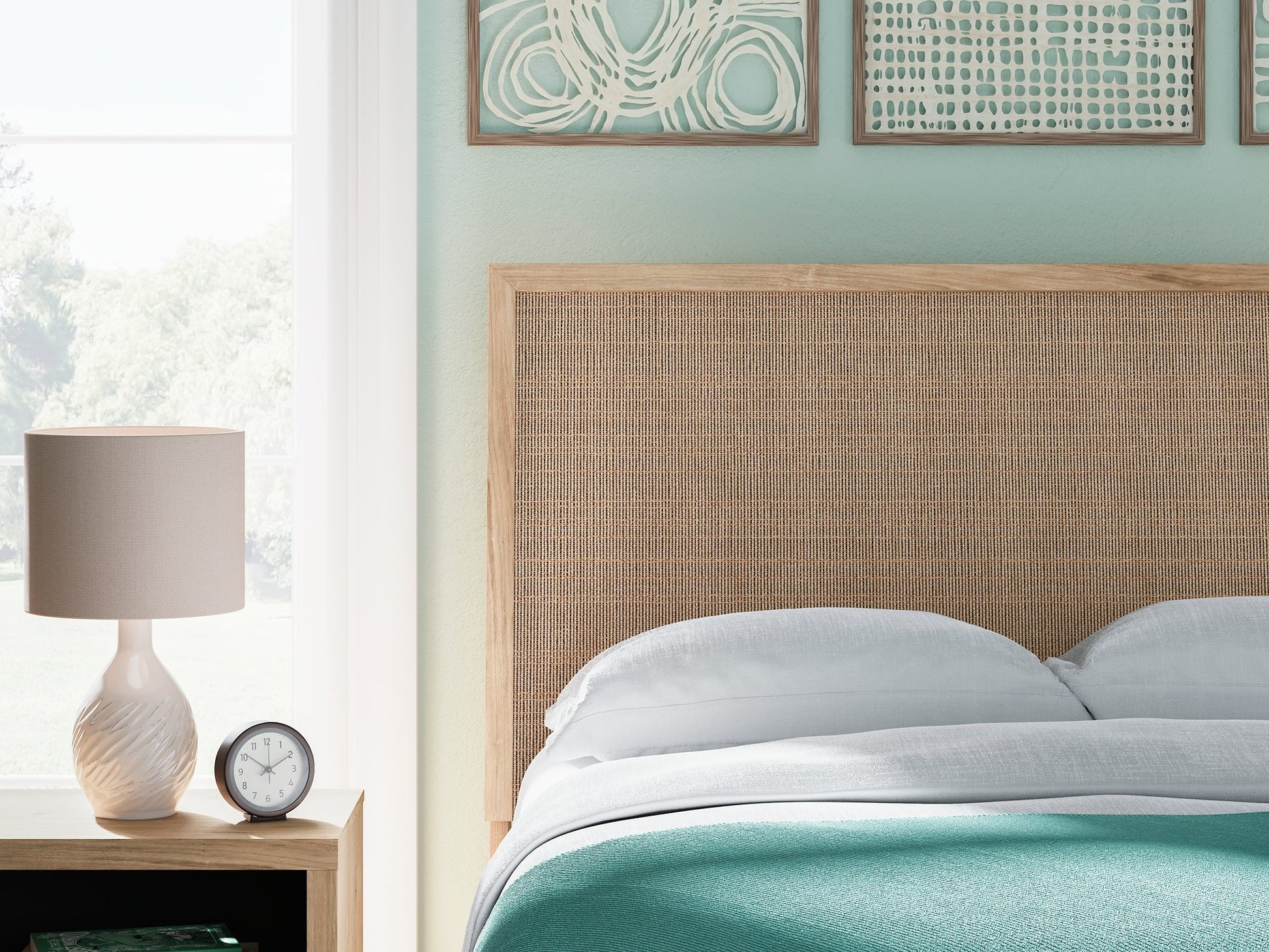 Cielden Full Panel Bed with Mirrored Dresser, Chest and Nightstand Signature Design by Ashley®