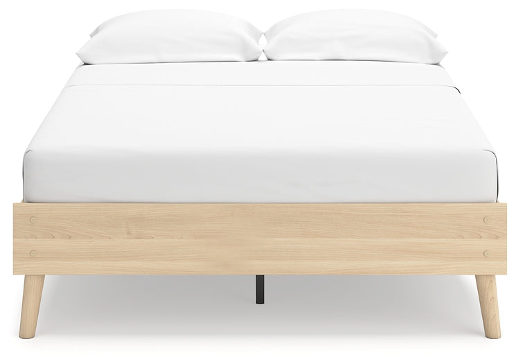 Cabinella Full Platform Bed with Dresser and Nightstand Signature Design by Ashley®
