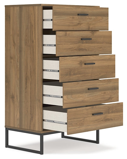 Deanlow Queen Panel Headboard with Dresser, Chest and Nightstand Signature Design by Ashley®