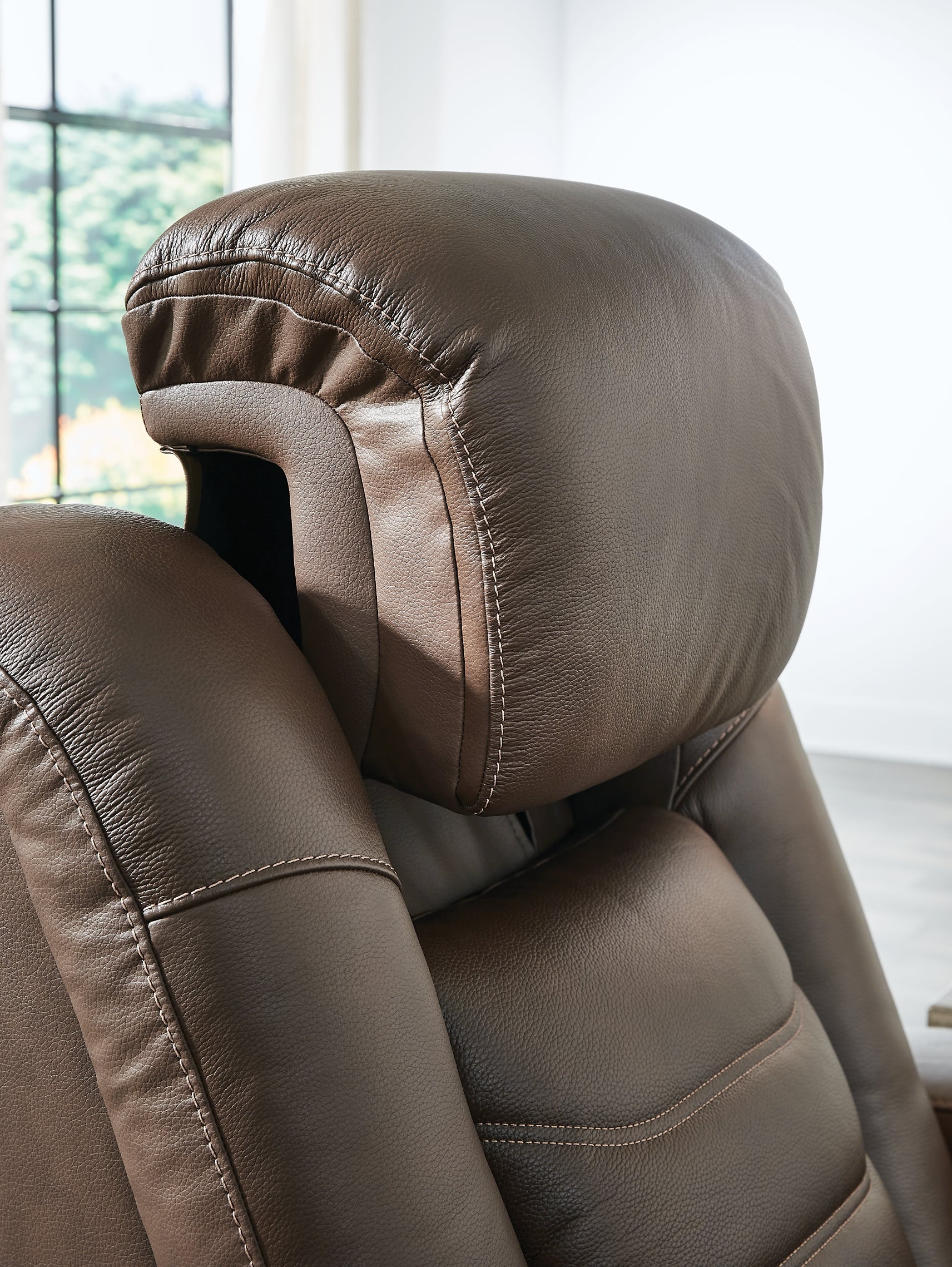 High Impact PWR Recliner/ADJ Headrest Signature Design by Ashley®