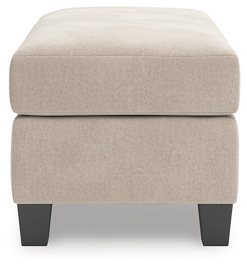 Willarae Ottoman Benchcraft®